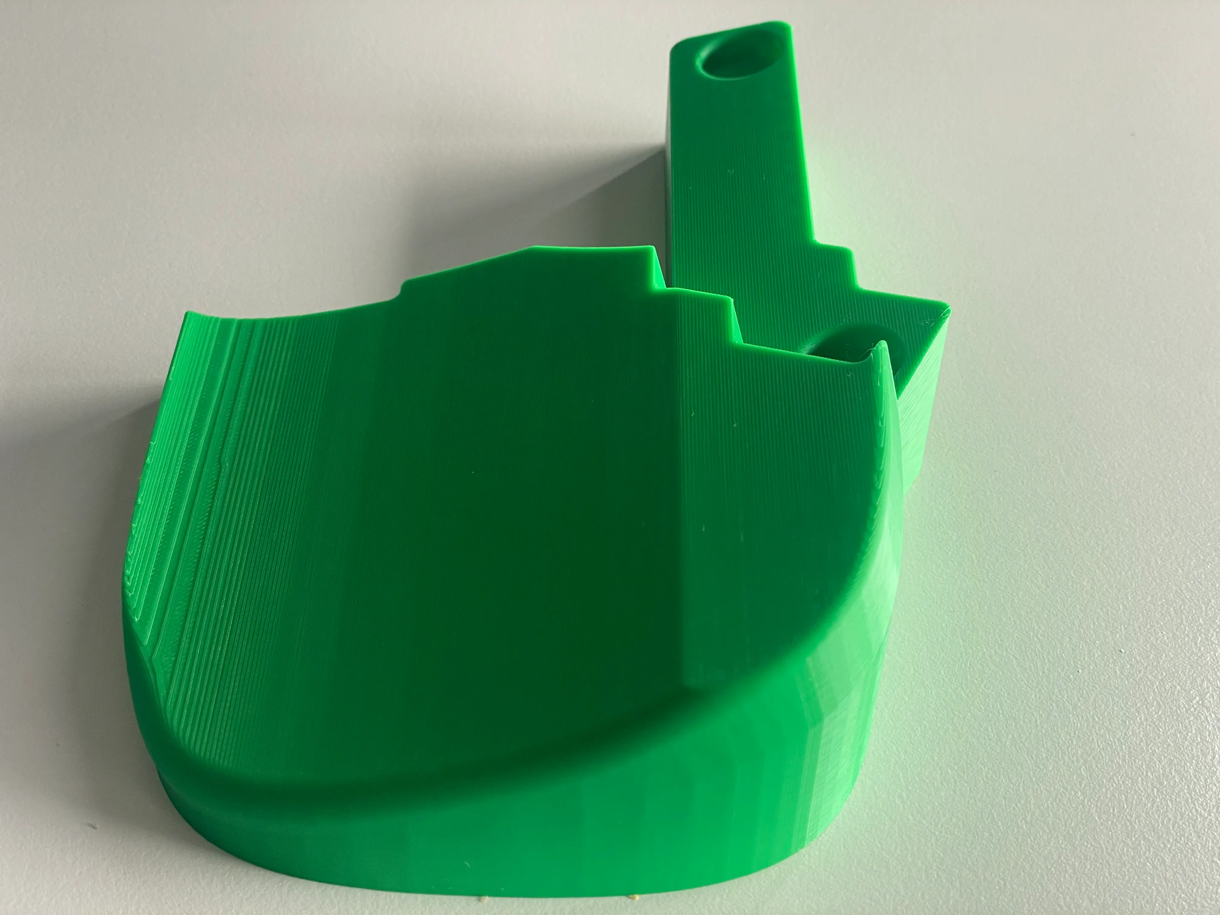Third iteration: curved edge to prevent my hands from sliding off